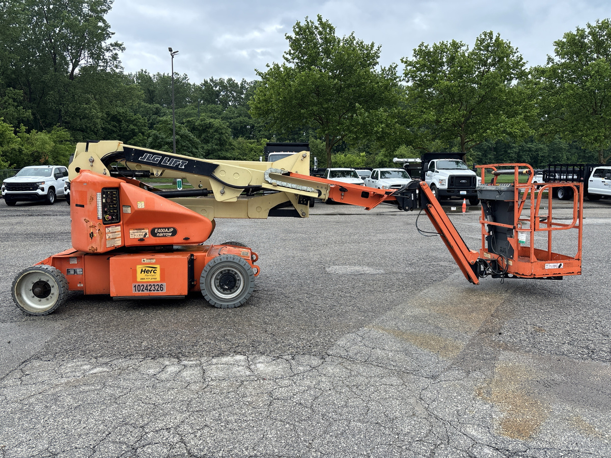 2018 JLG E400AJPN-14