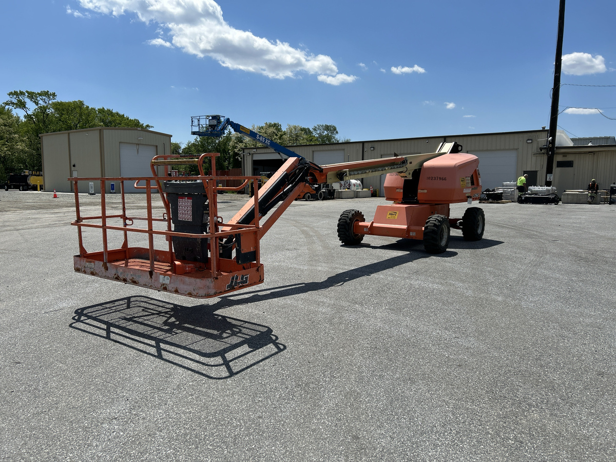 2018 JLG 460SJ-8