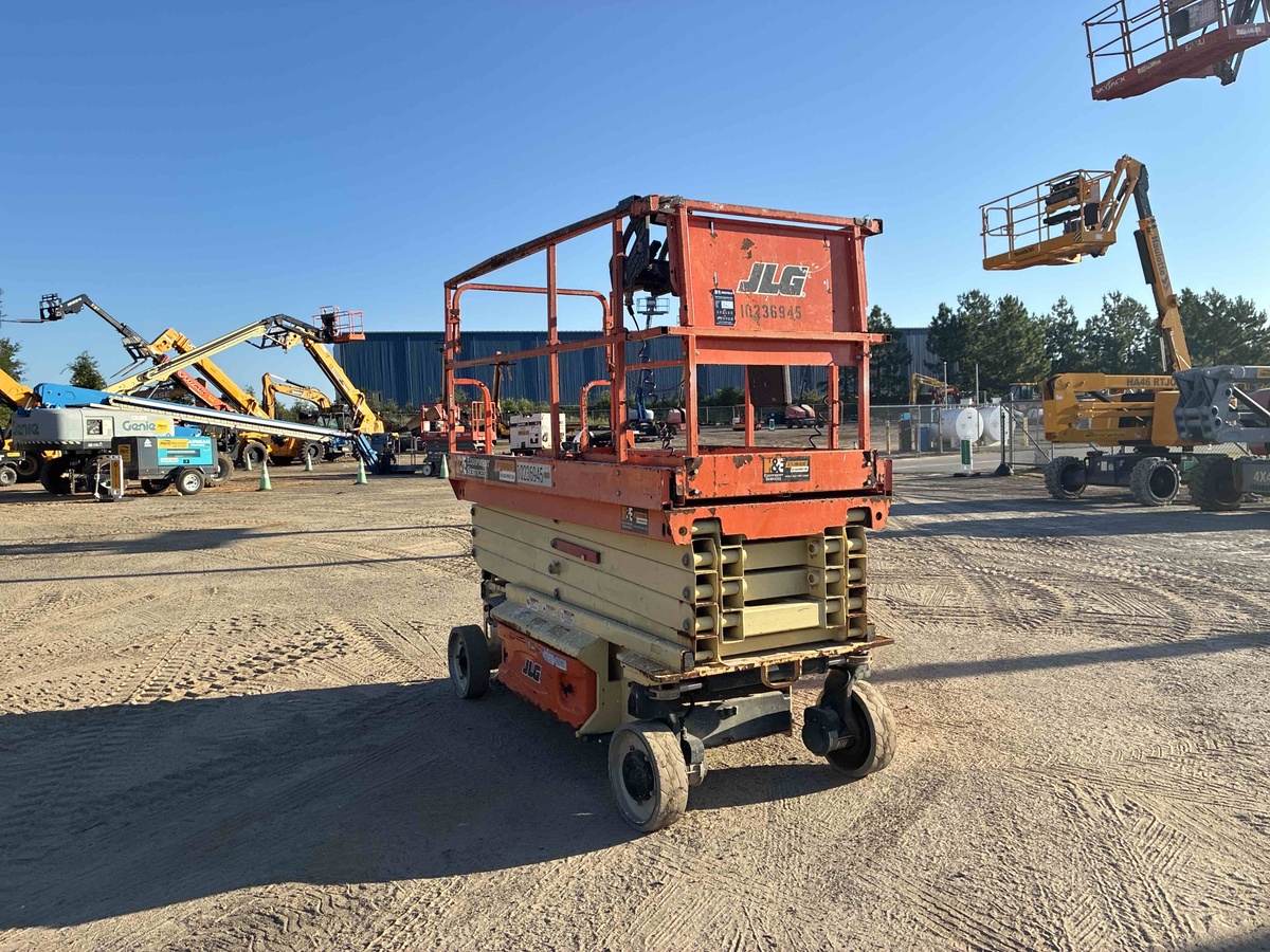 2018 JLG 3246ES-4