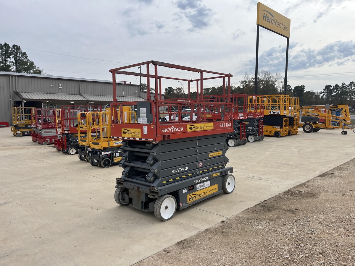 2019 Skyjack SJ4740-4