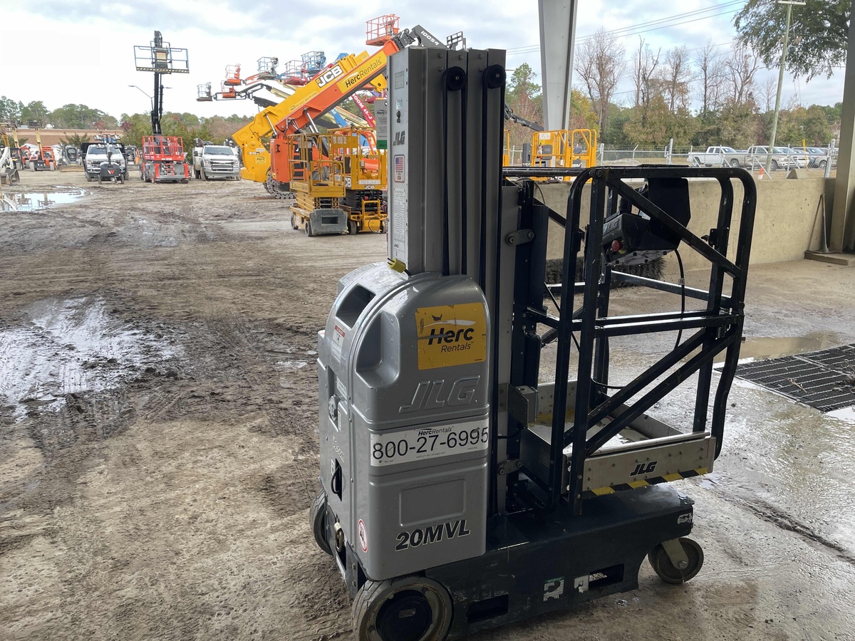 2020 JLG 20MVL-2