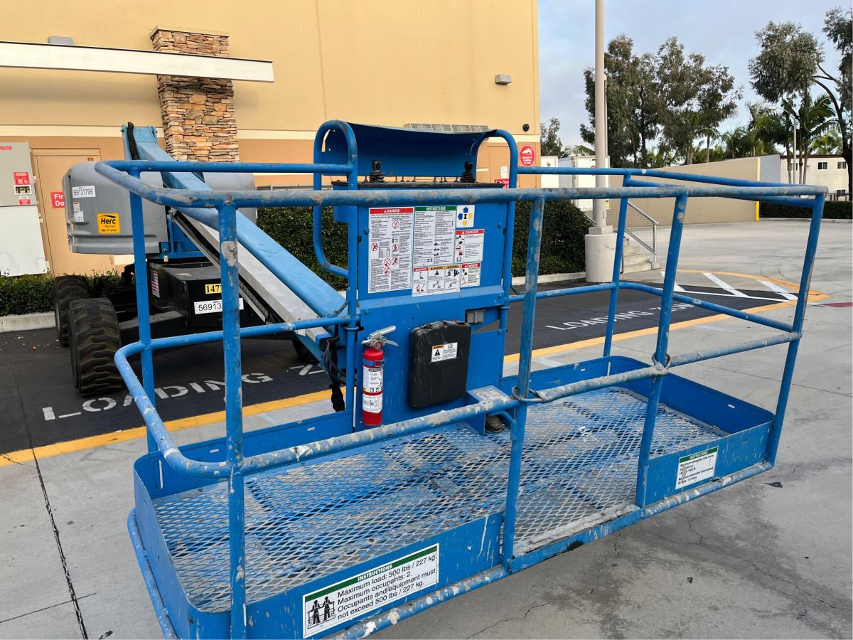 2008 Genie S-40