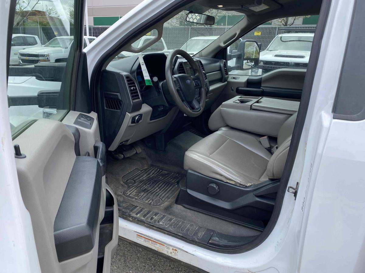 2019 Ford F550-5