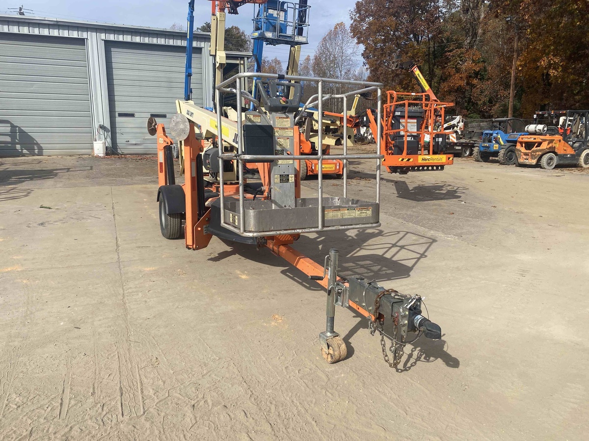2016 JLG T350-4