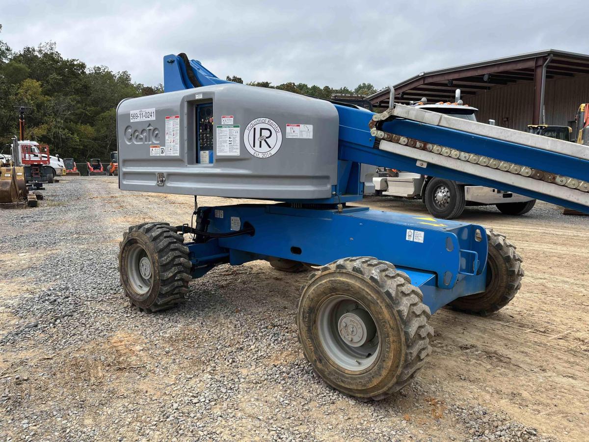 2013 Genie S-40