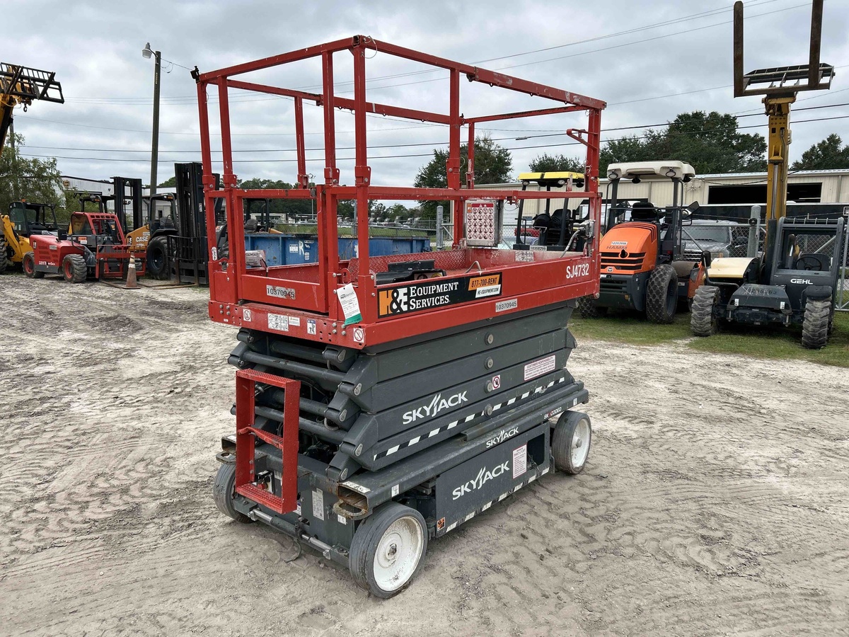 2022 Skyjack SJ4732