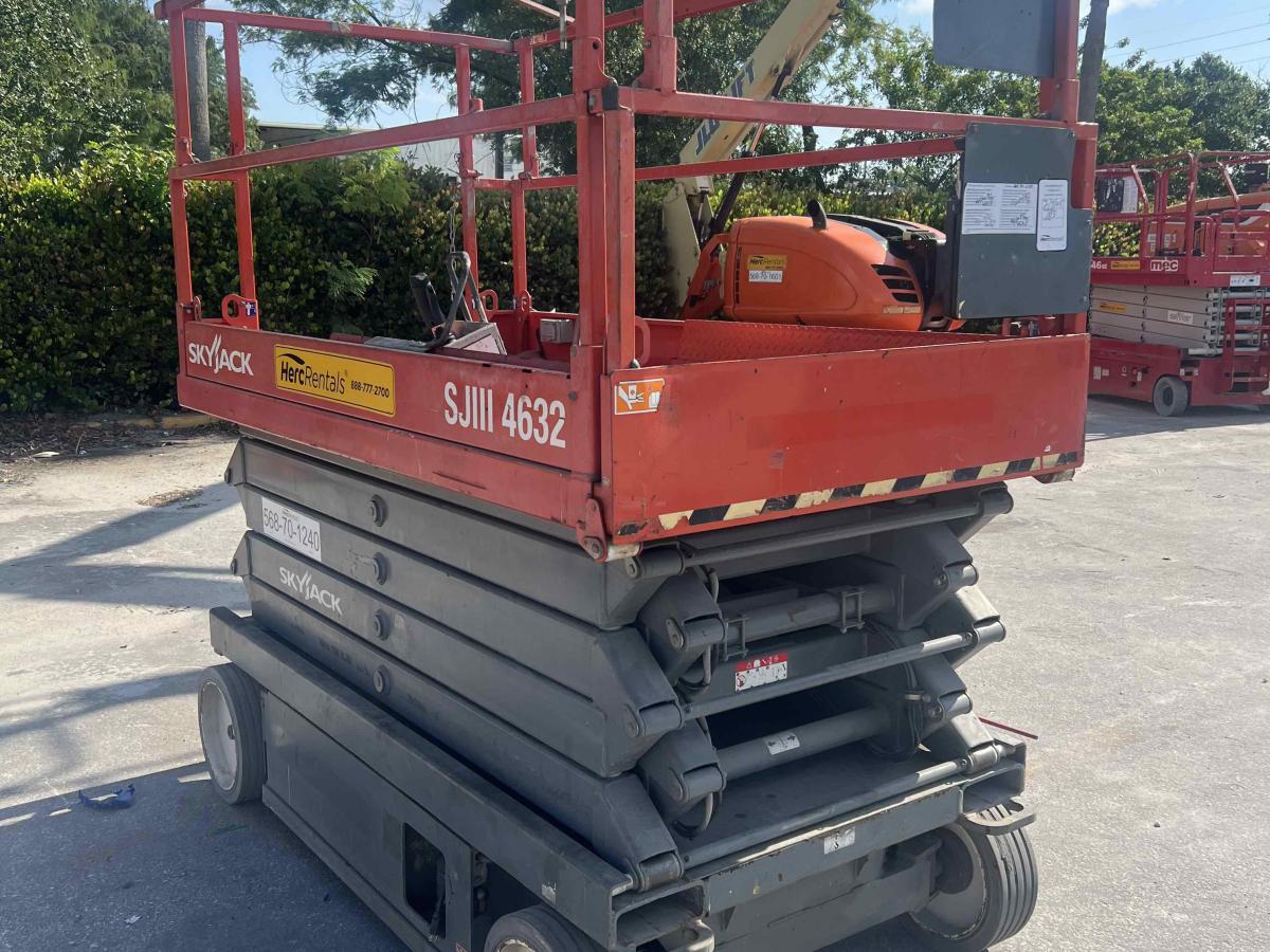 2016 Skyjack SJ4632