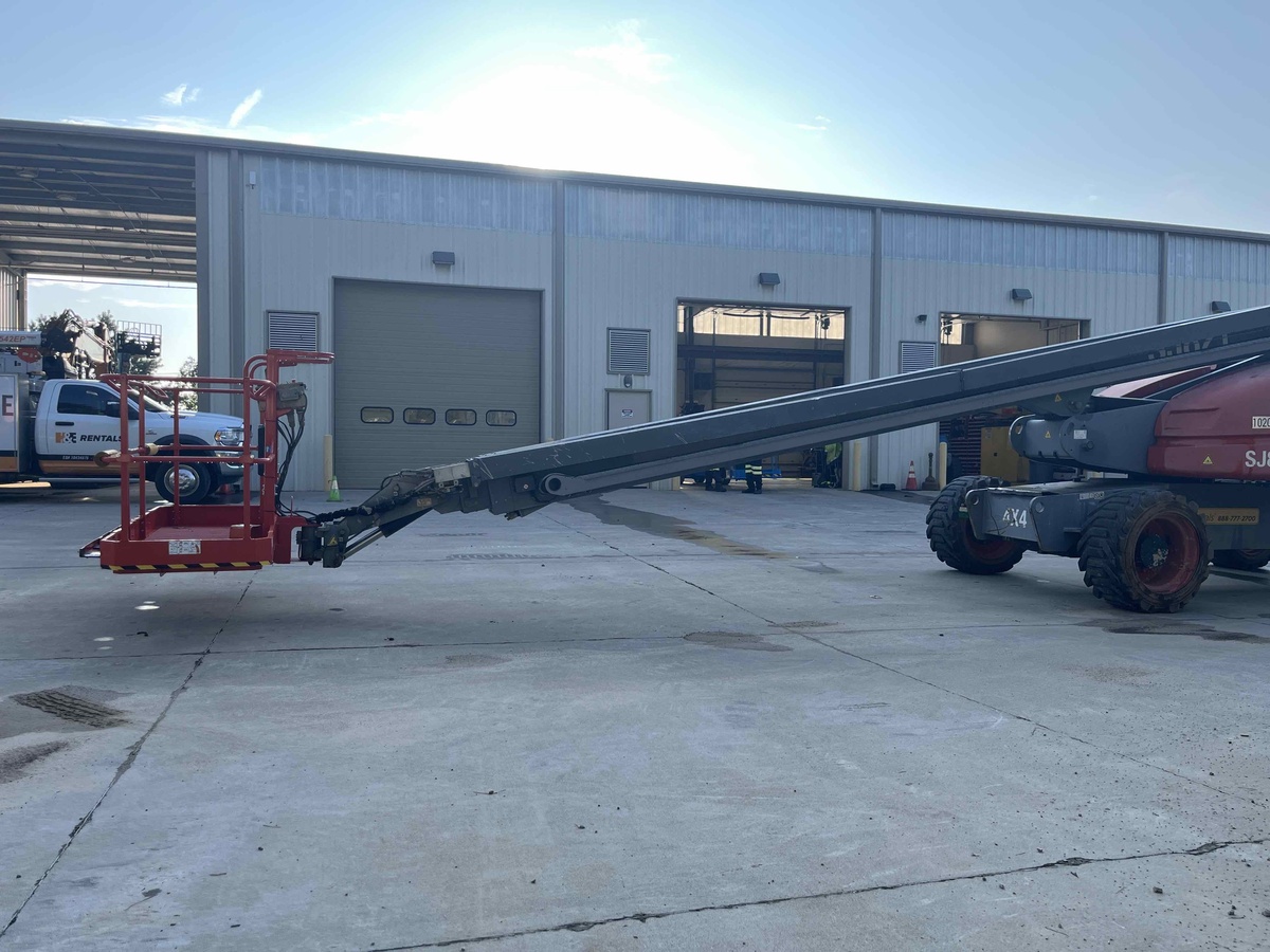 2016 Skyjack SJ82 T-17