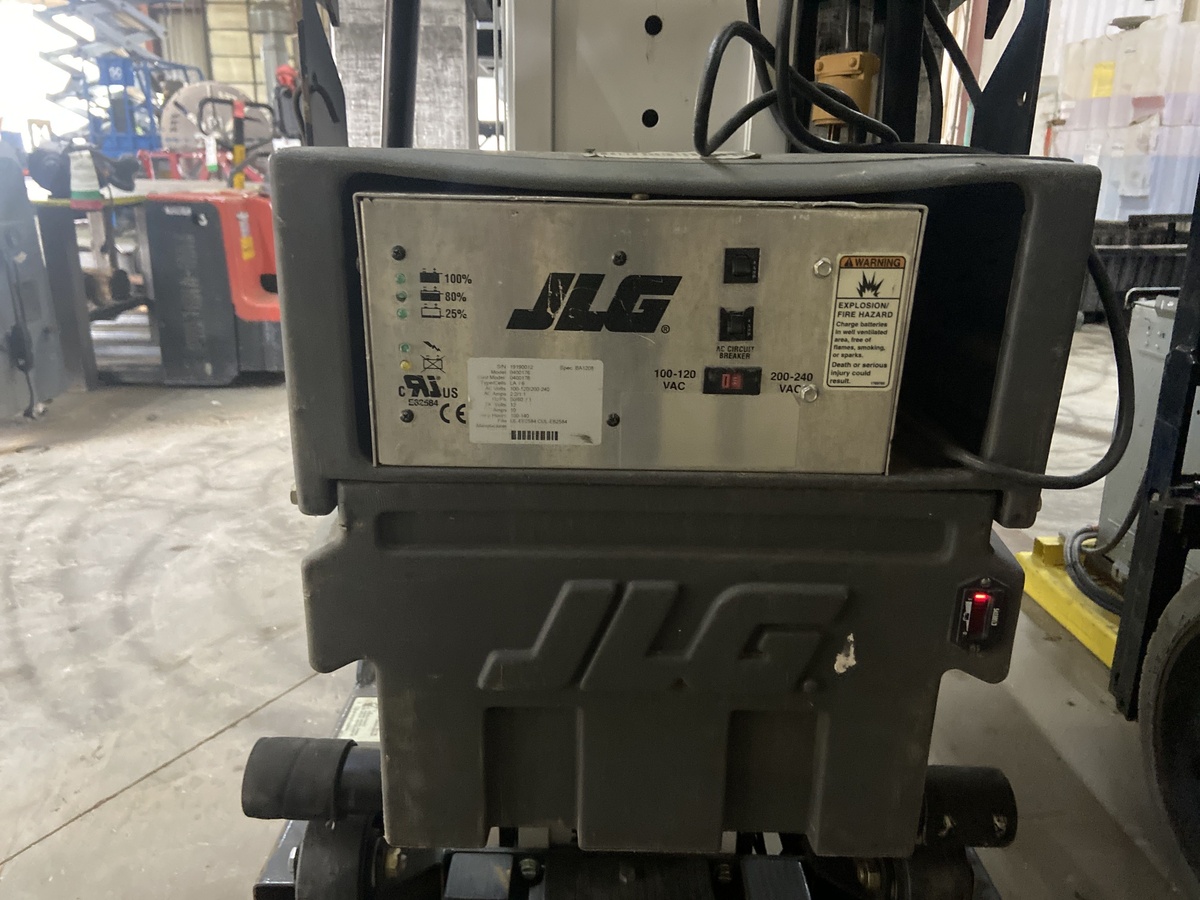 2020 JLG 30AM-6