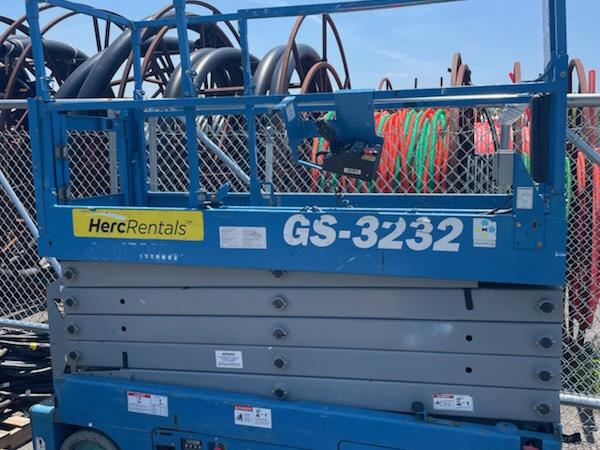 2017 Genie GS-3232-2