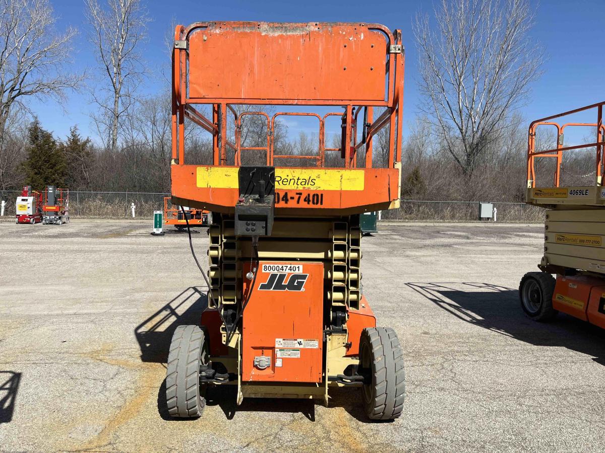 2015 JLG 4069LE