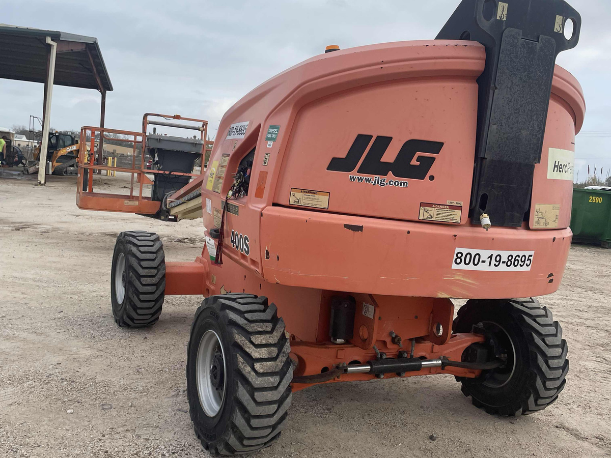 2018 JLG 400S-3