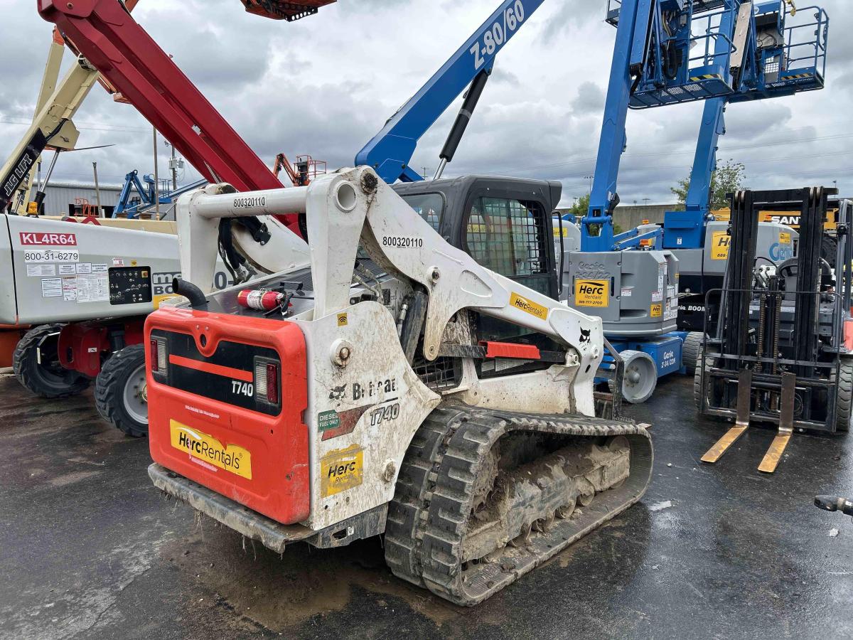2021 Bobcat T740-3
