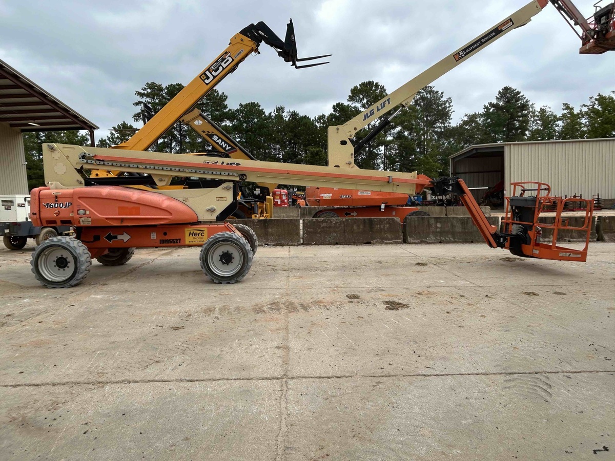 2016 JLG M600JP-6