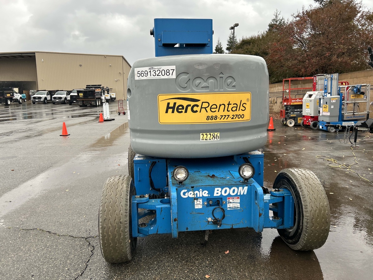 2017 Genie Z-45/25-8