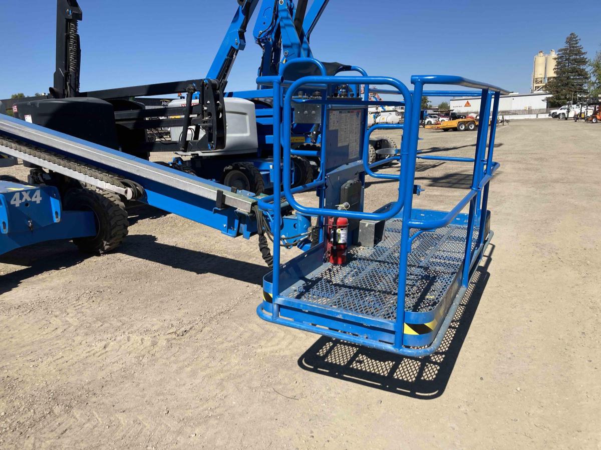 2016 Genie S-40