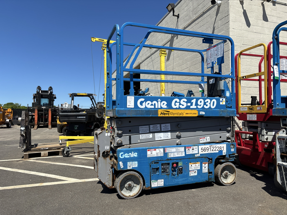 2019 Genie GS-1930