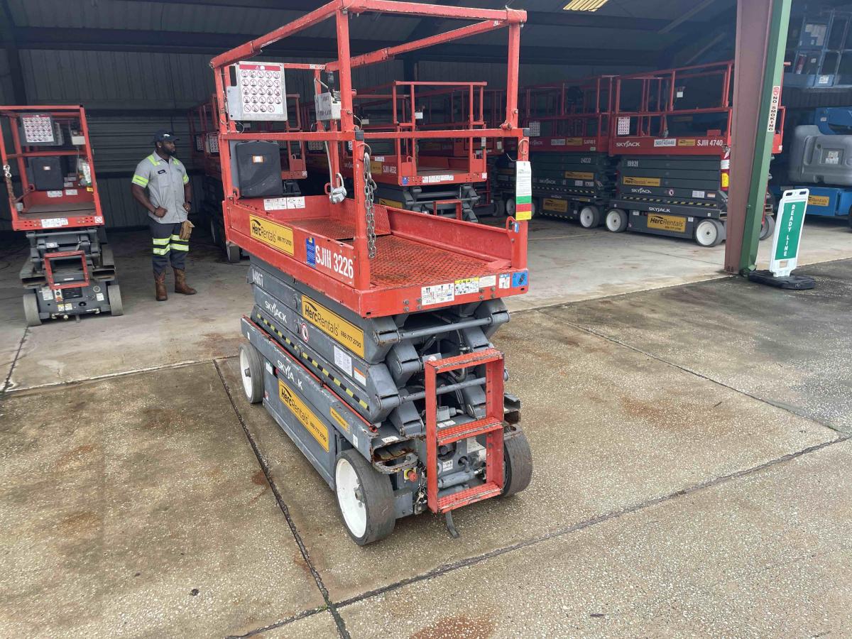 2015 Skyjack SJ3226