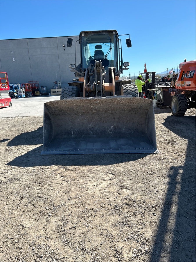 2019 Case 621G-5
