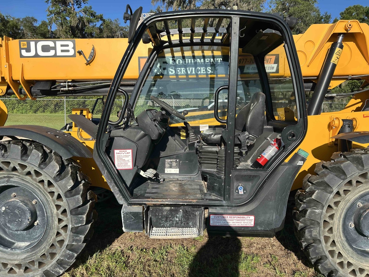 2022 JCB 507-42-5