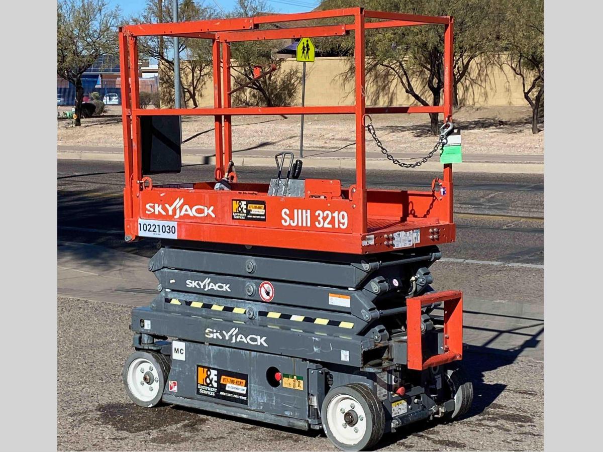 2017 Skyjack SJ3219