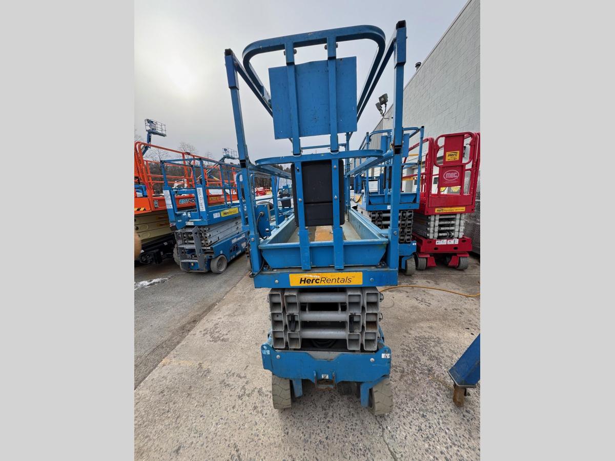 2017 Genie GS-2632