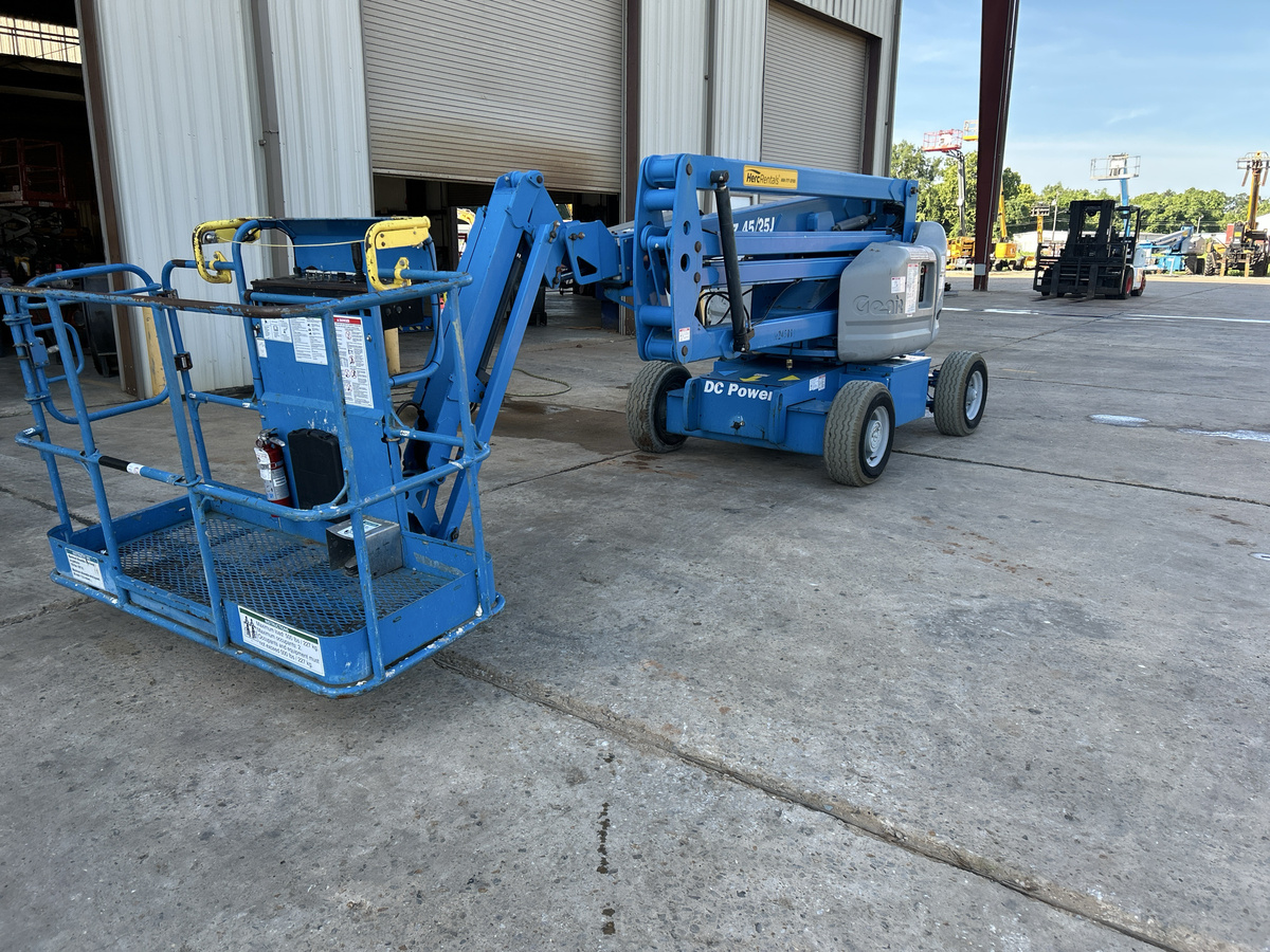 2018 Genie Z-45/25-3