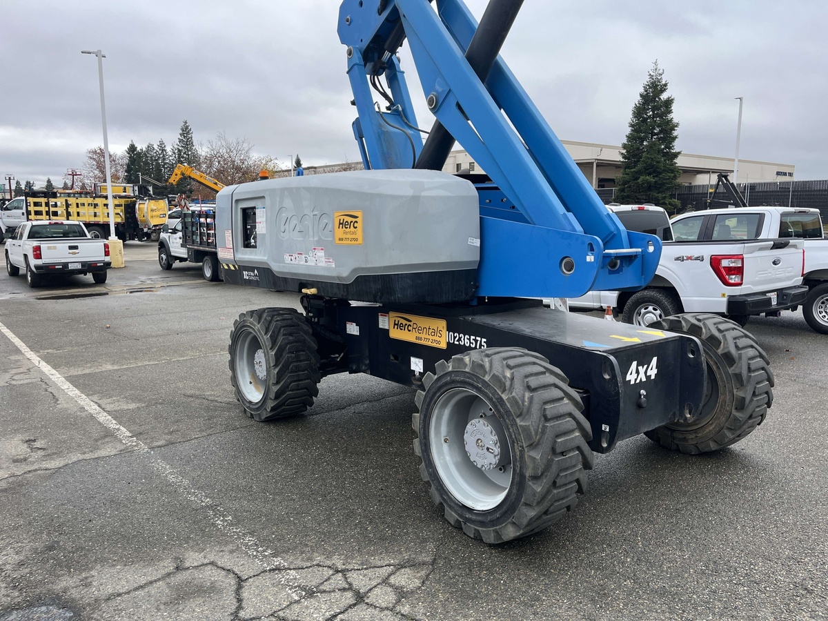2018 Genie S-85-5