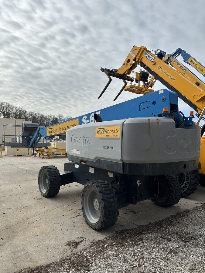 2018 Genie S-65-4
