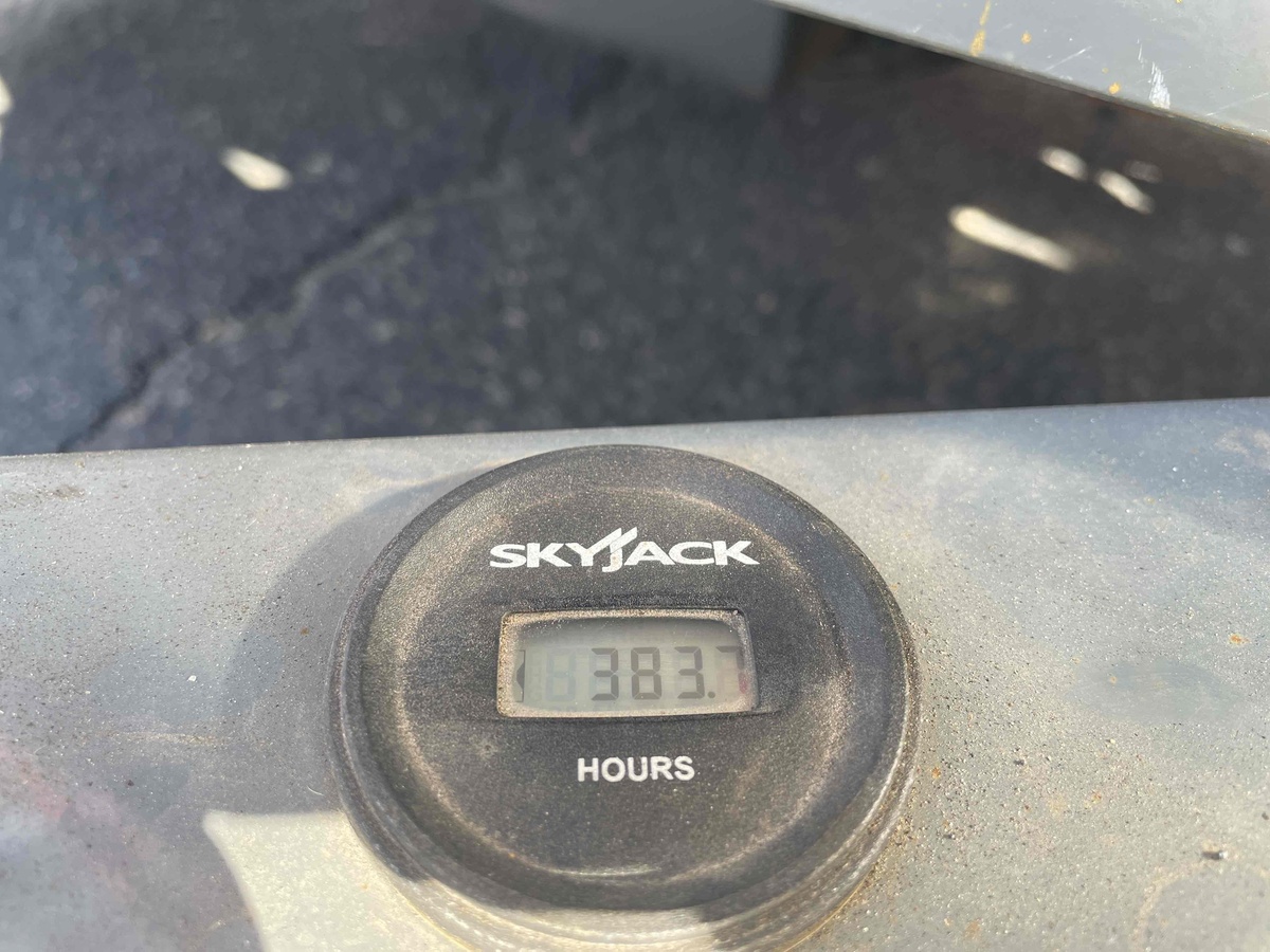 2017 Skyjack SJ4740-5