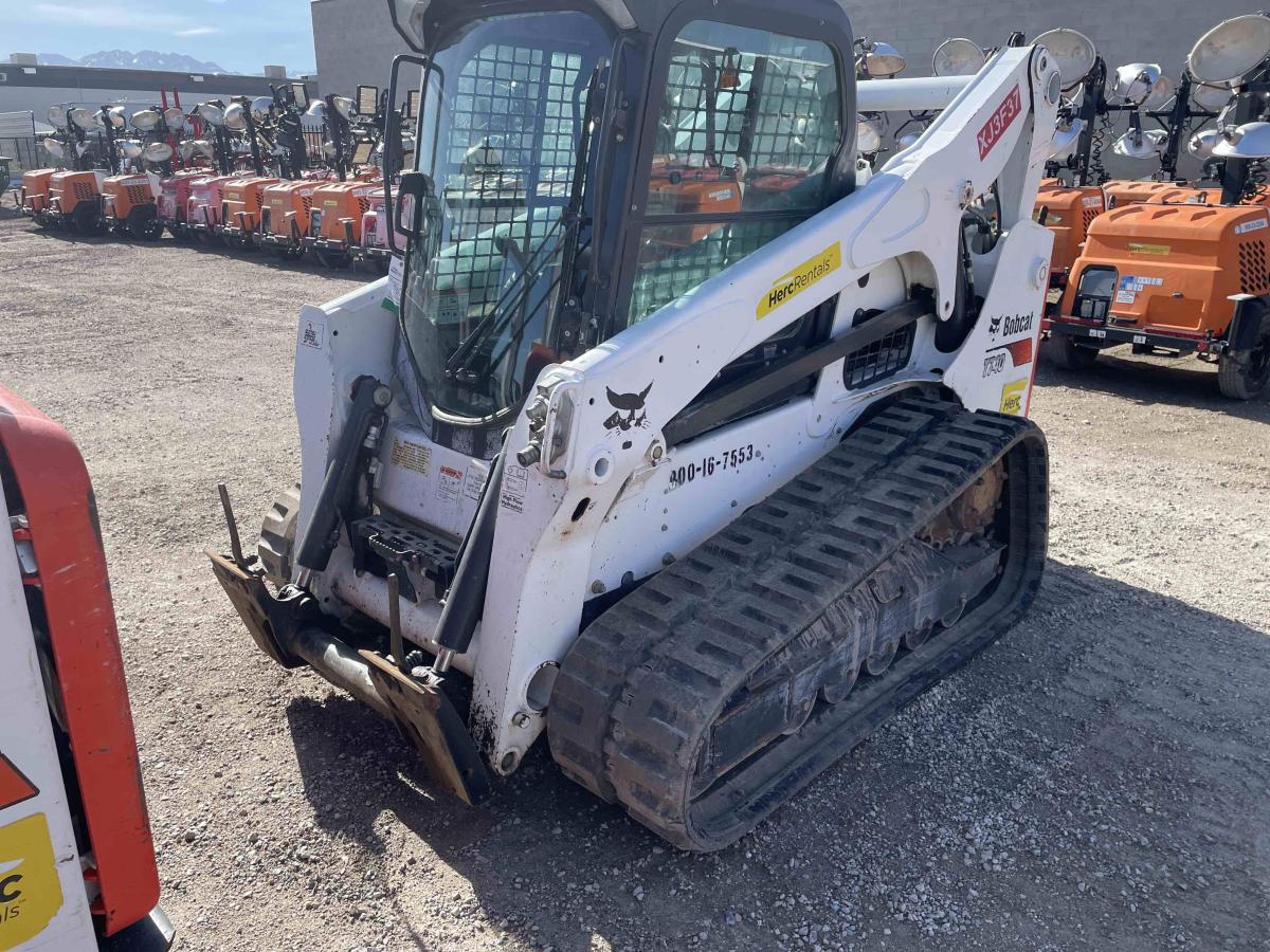 2017 Bobcat T740