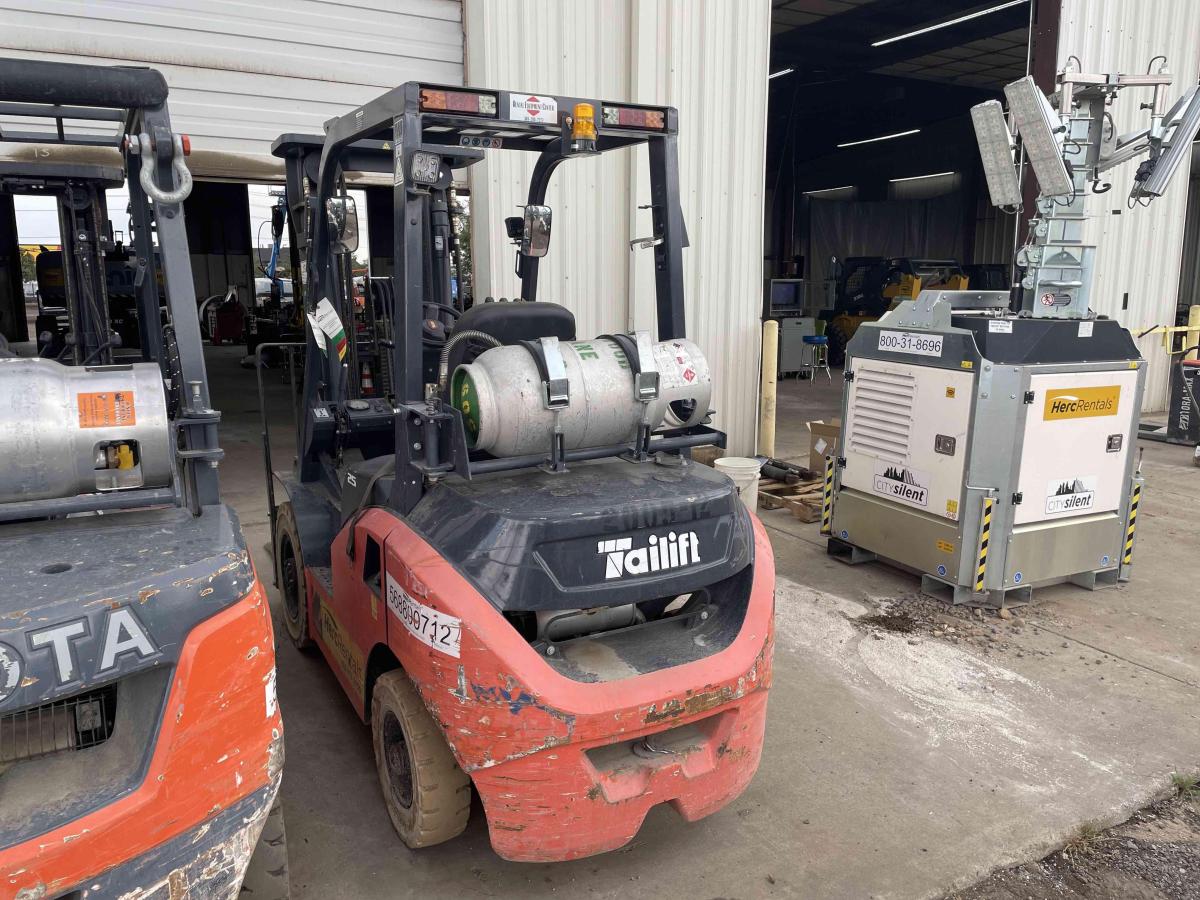 2021 Tailift FG25P