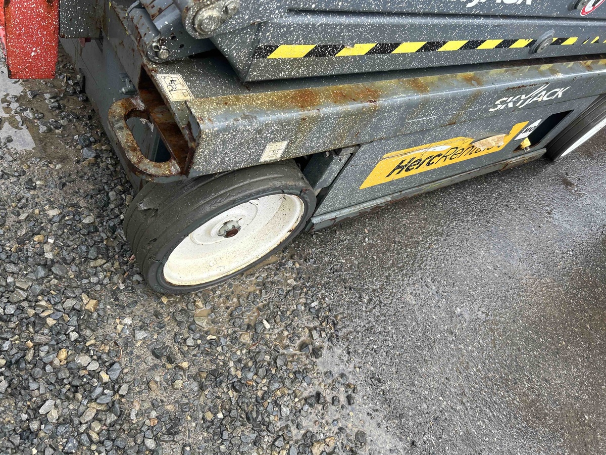 2019 Skyjack SJ4740-5