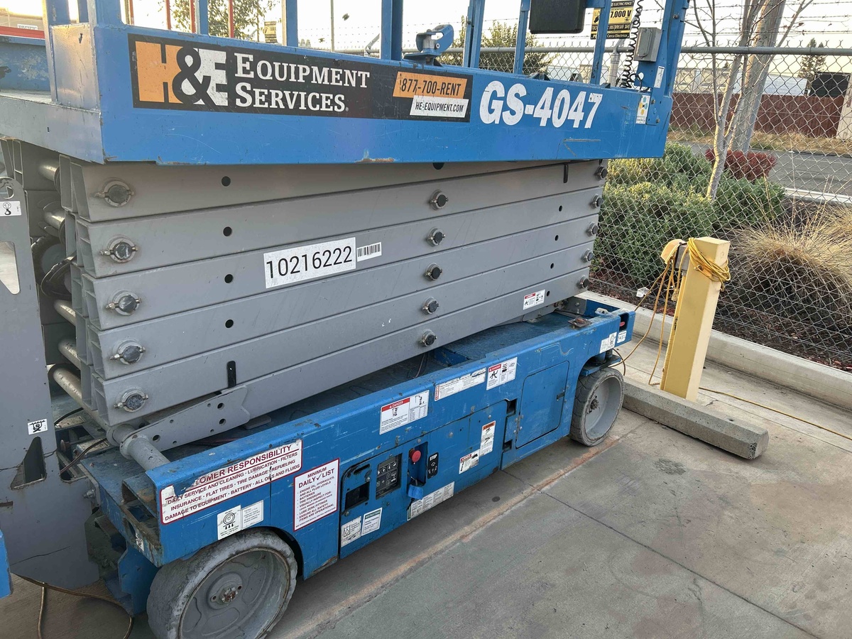 2017 Genie GS-4047-5