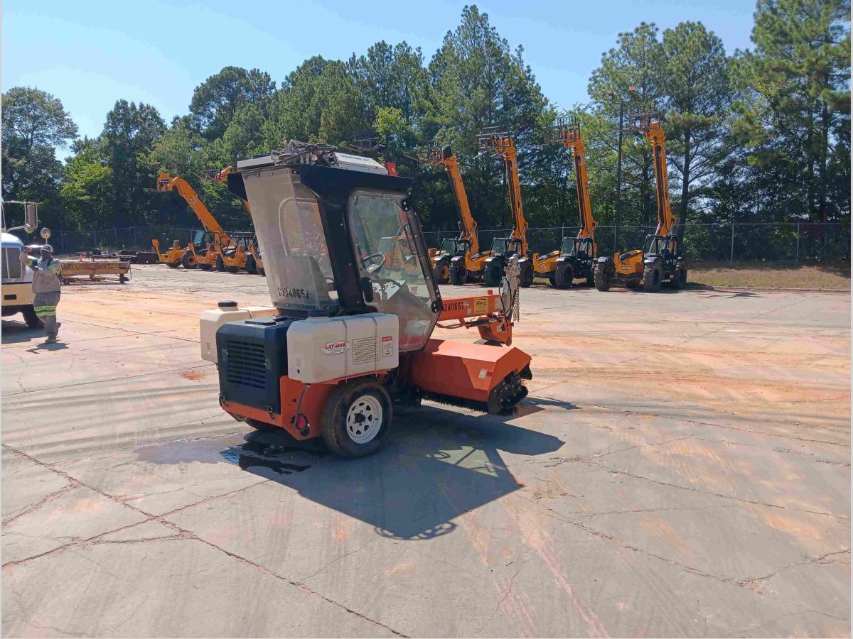 2021 LayMor SM300-6