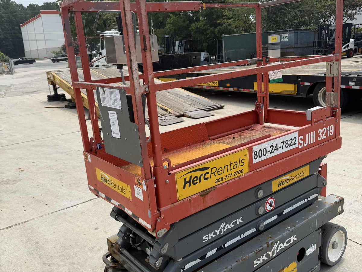 2019 Skyjack SJ3219