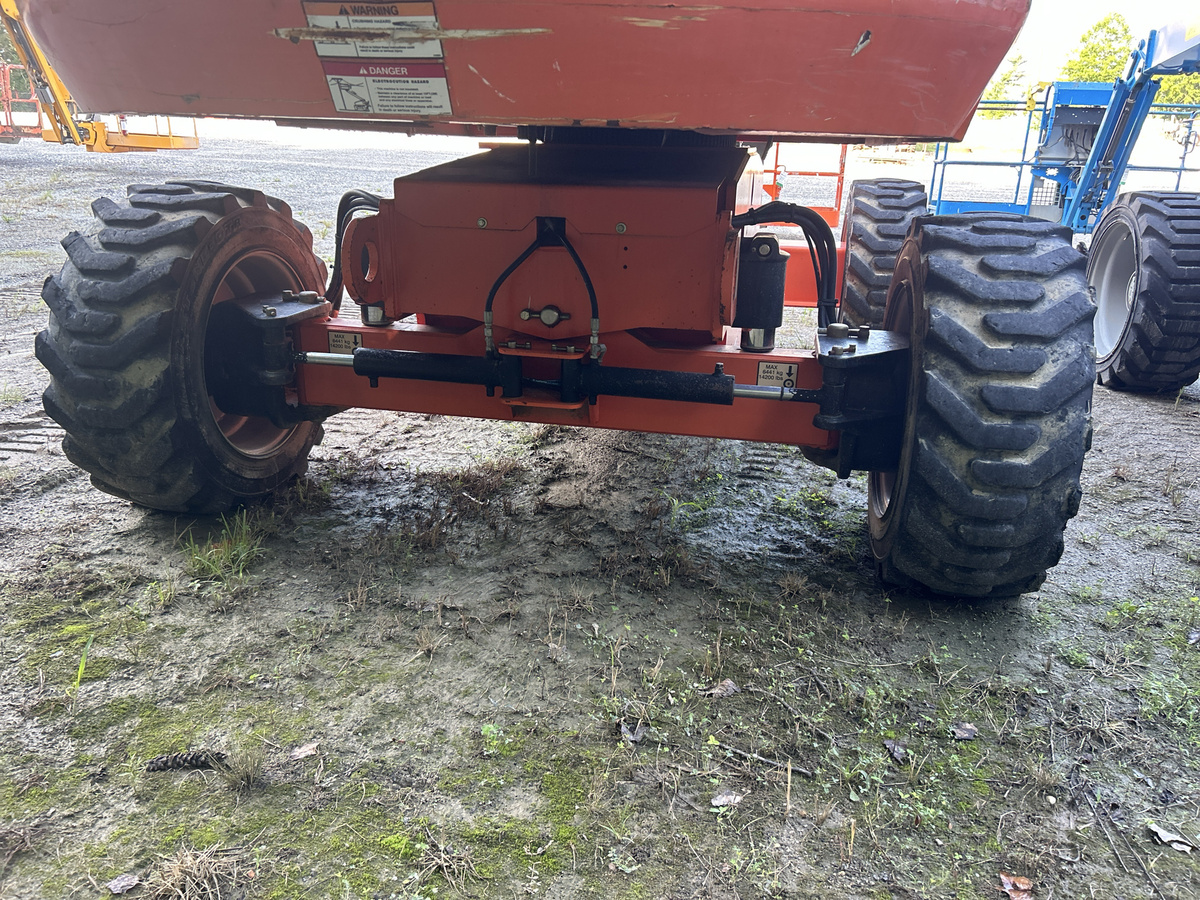 2017 JLG 660SJ-9