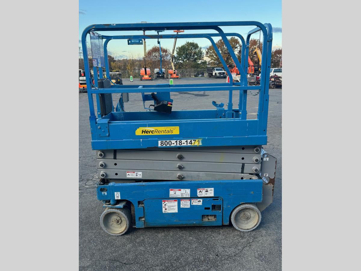 2017 Genie GS-1930