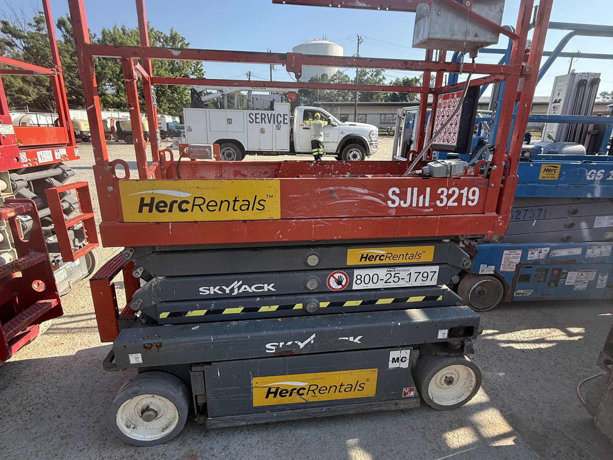 2019 Skyjack SJ3219