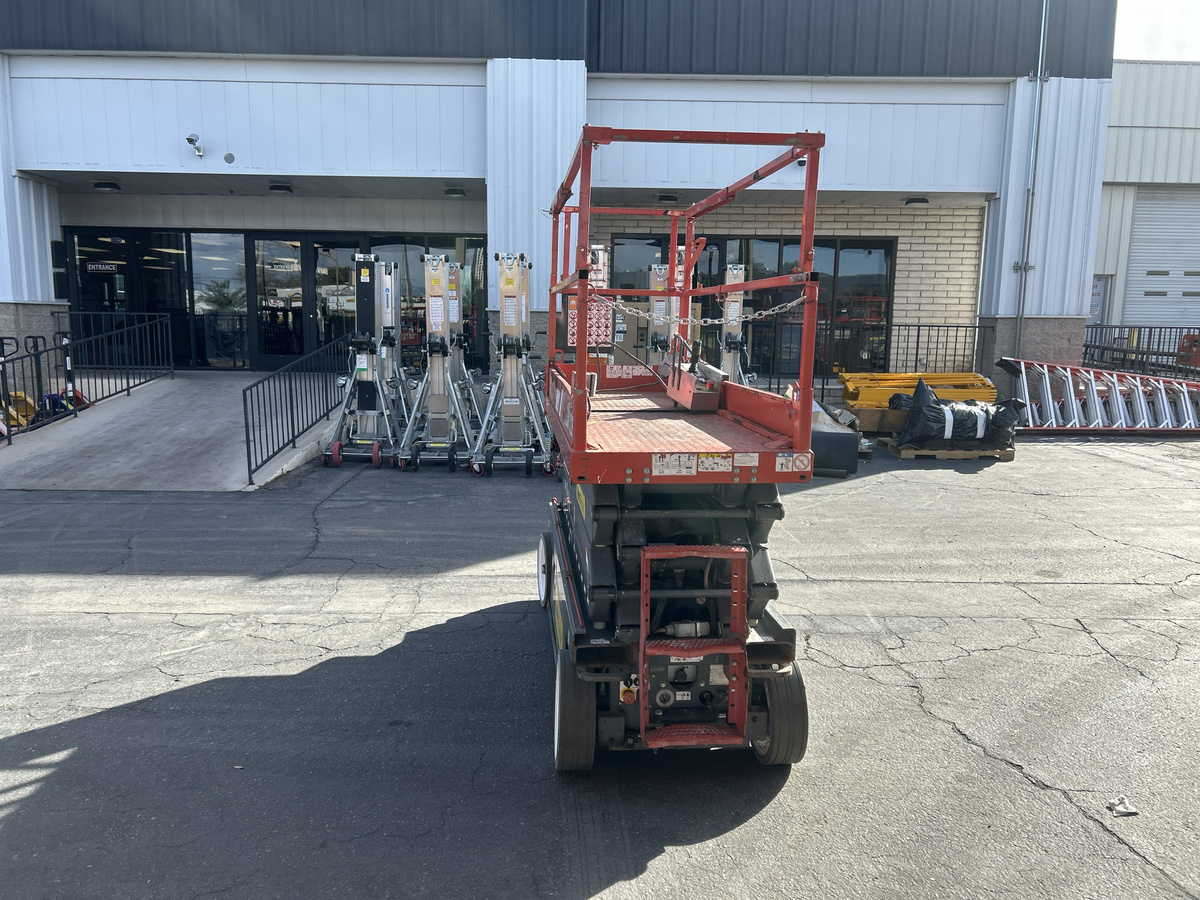 2017 Skyjack SJ3226-6