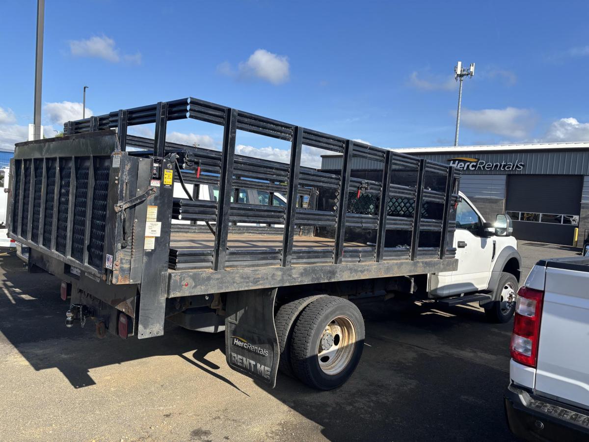 2019 Ford F550-4