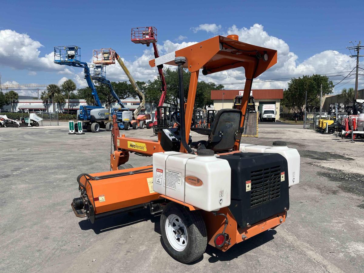 2020 LayMor SM300