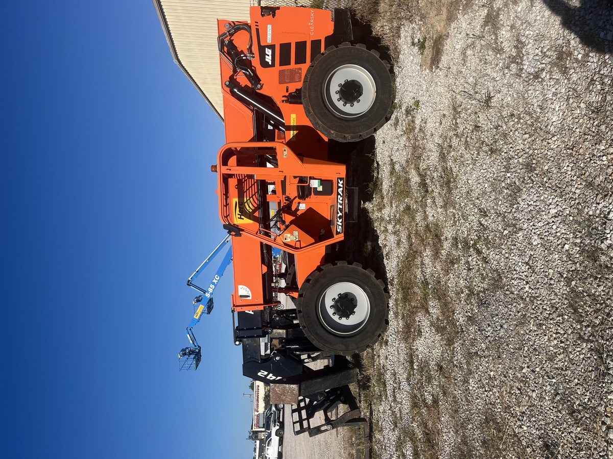 2021 SkyTrak 10042-3