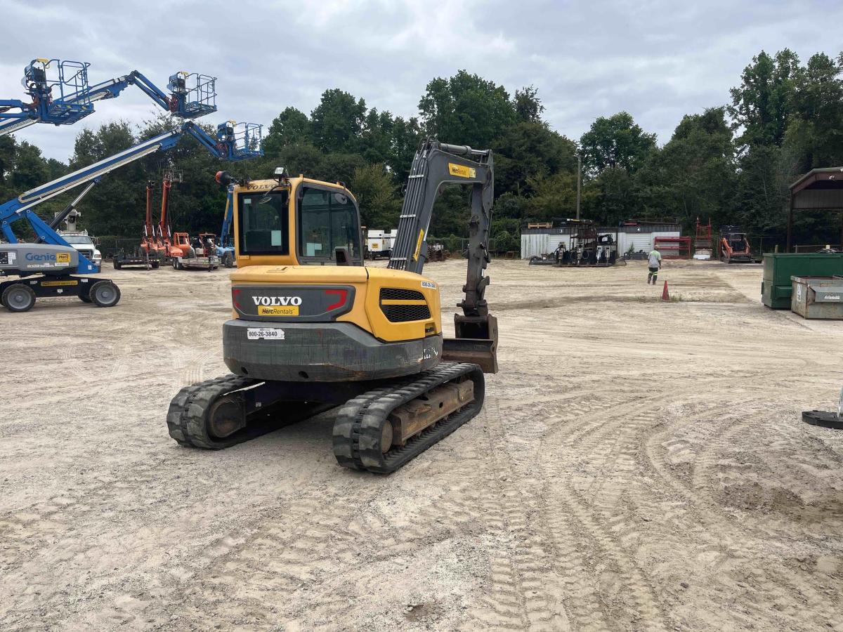2019 Volvo ECR88D