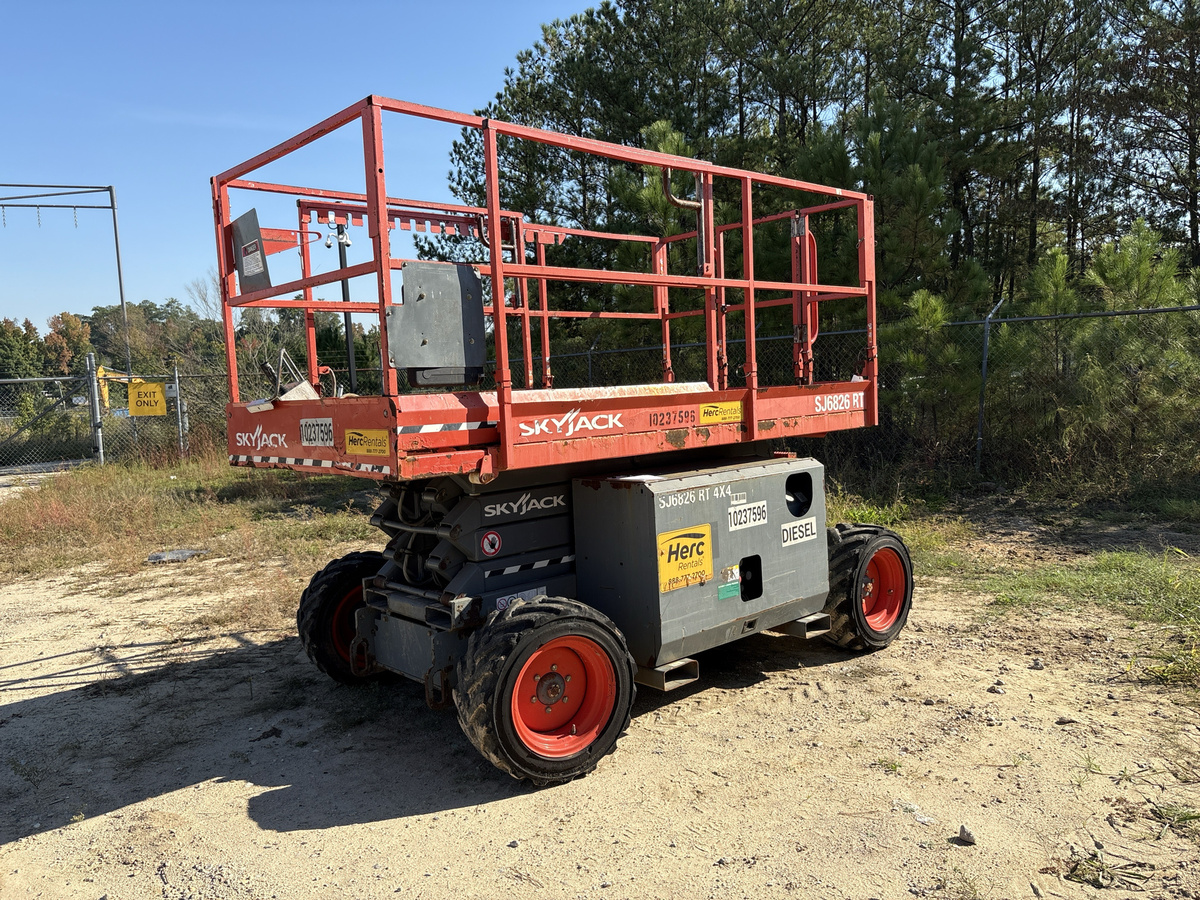 2018 Skyjack SJ-6826RT-12