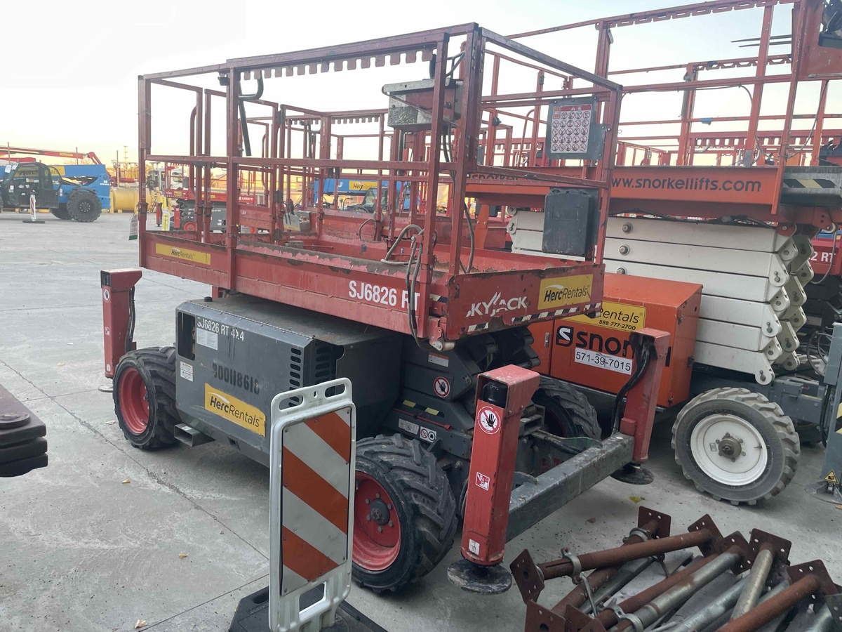 2016 Skyjack SJ-6826RT-5