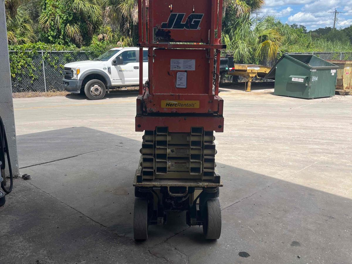 2016 JLG 2632ES