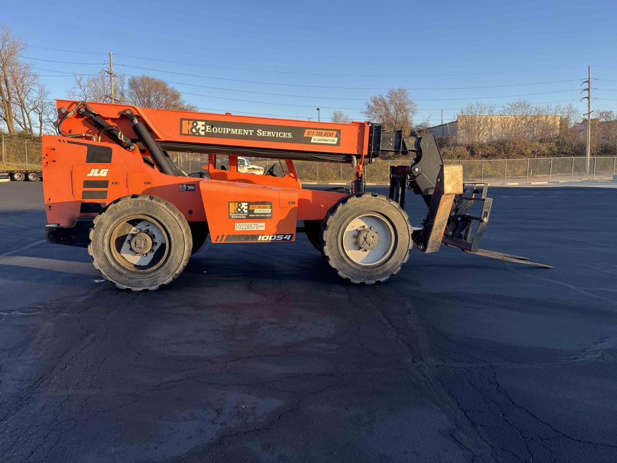 2018 SkyTrak 10054