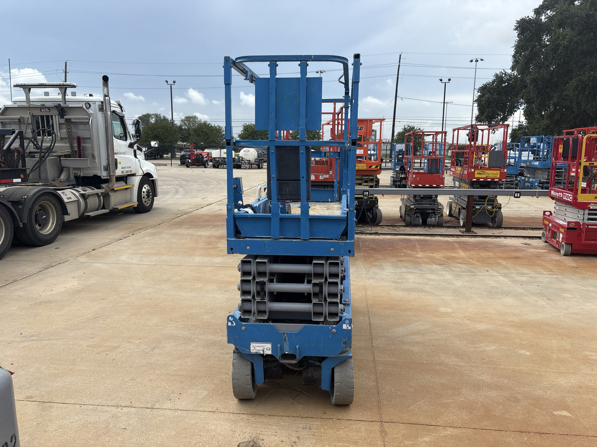 2018 Genie GS-2632-4