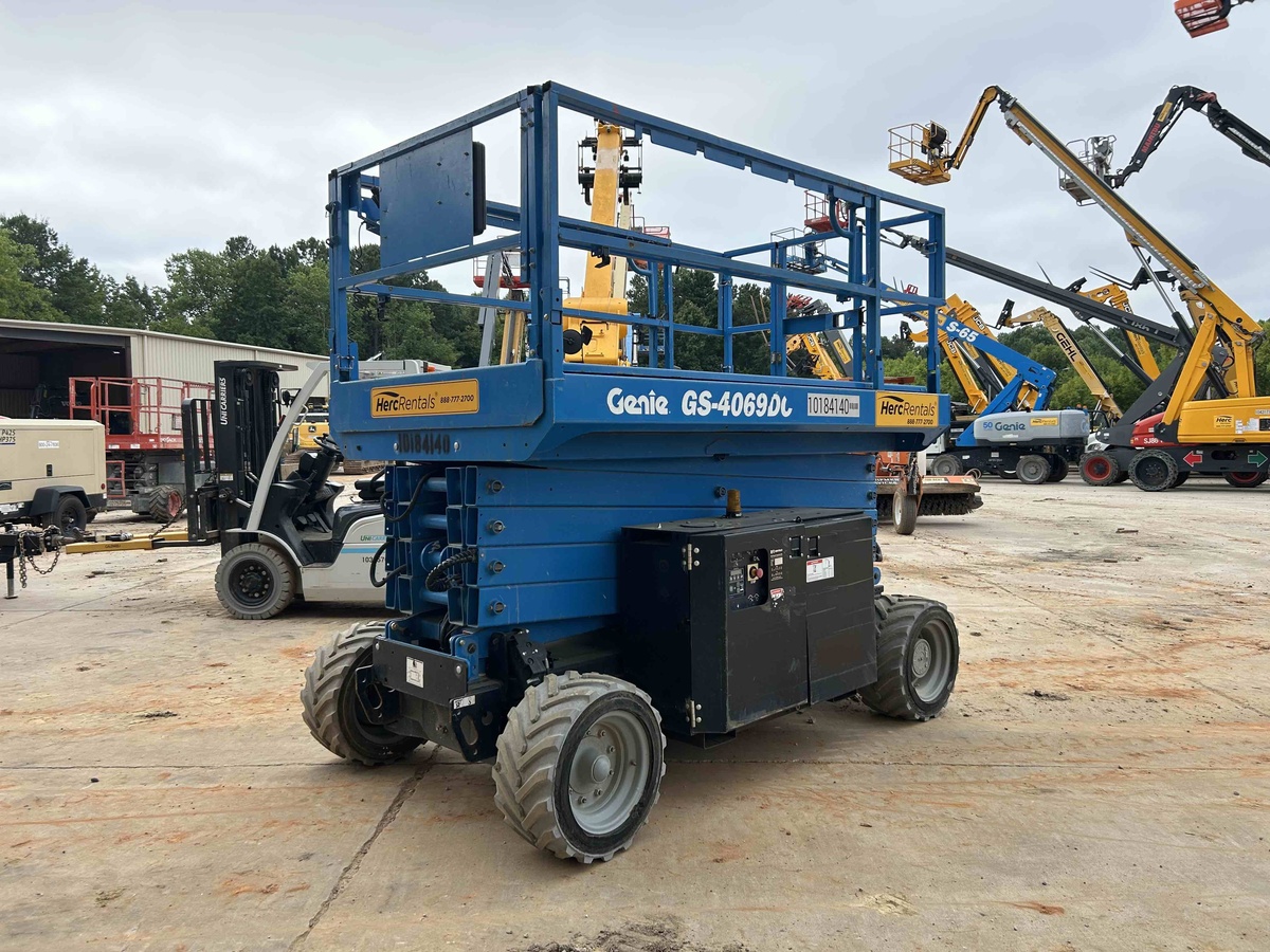 2016 Genie GS-4069 DC-11